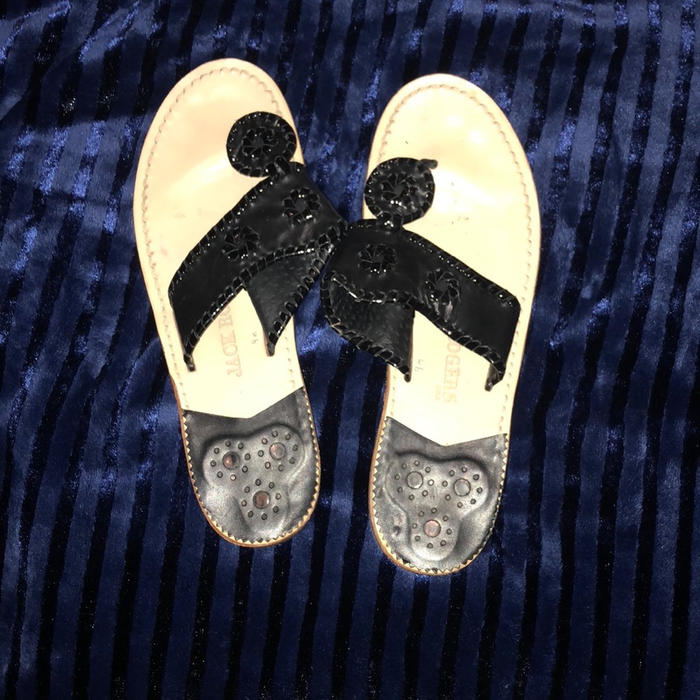 EUC size 9 Black Jack Rogers